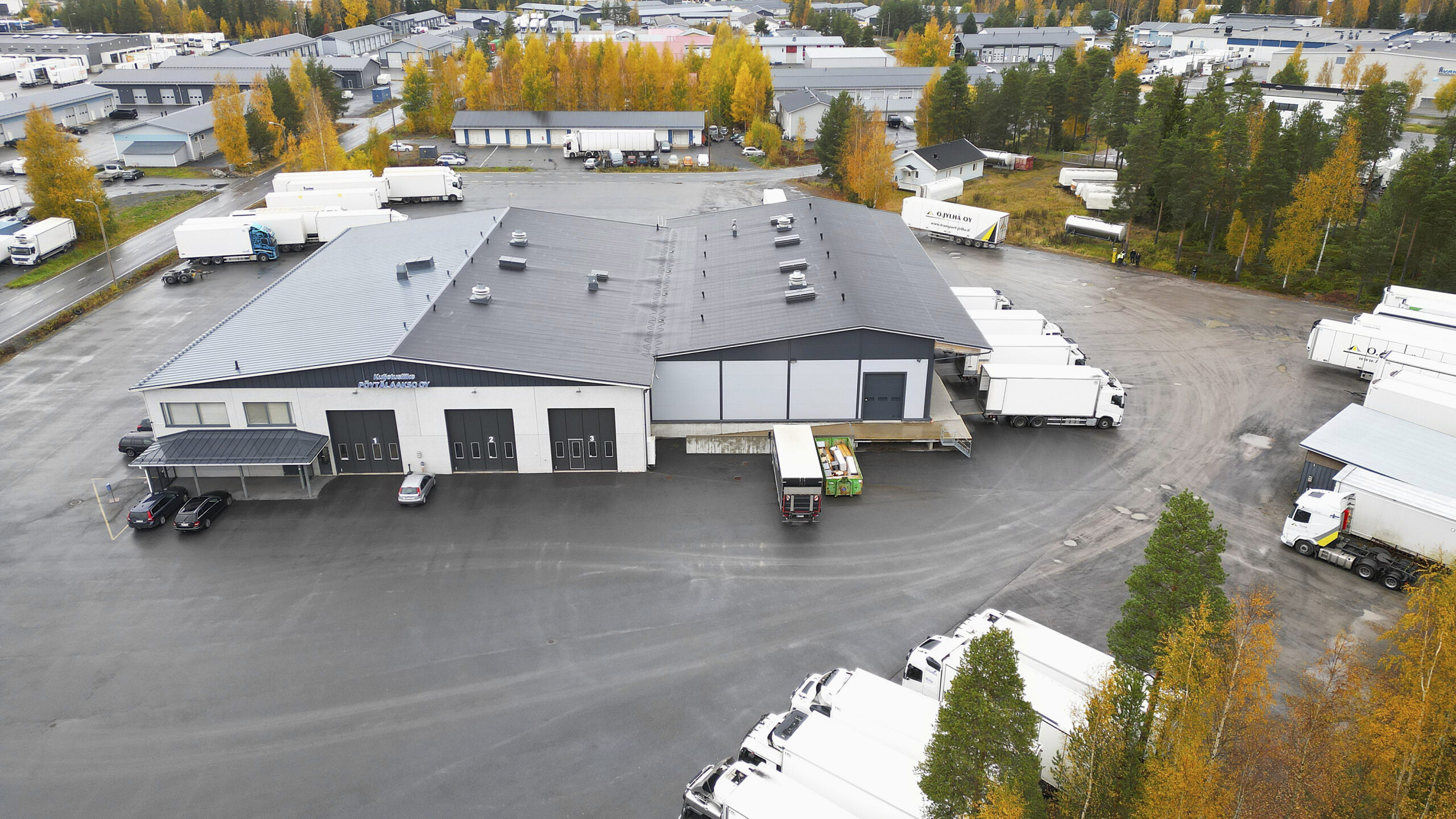 Kuljetusliike Pöytälaakson terminaali Seinäjoella